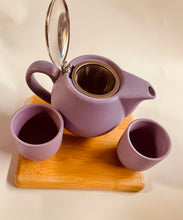 Load image into Gallery viewer, Tea pot set w/strainer
