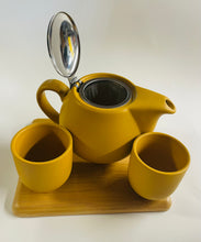 Load image into Gallery viewer, Tea pot set w/strainer
